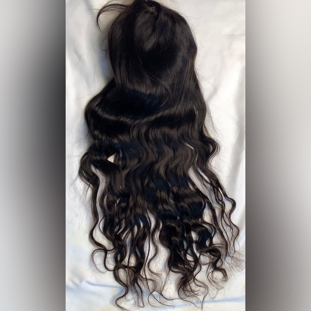 28” Body Wave - 13x4 Lace Frontal Wig